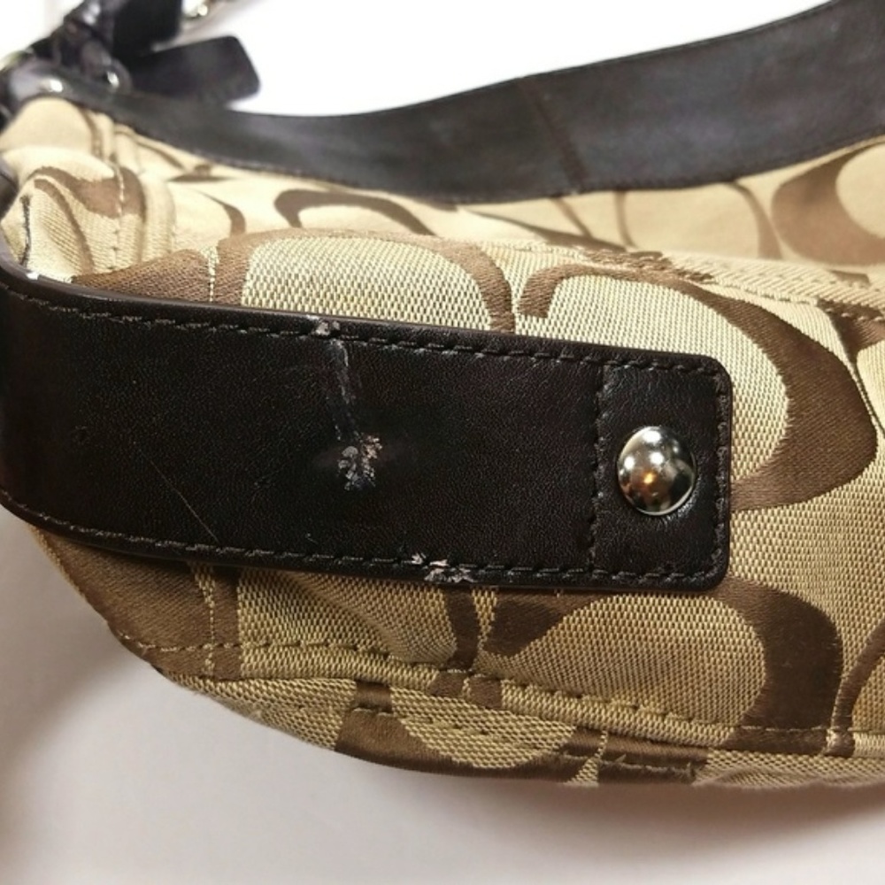 [Coach] Brown Medium Signature Zoe Hobo - Picture 2 of 8